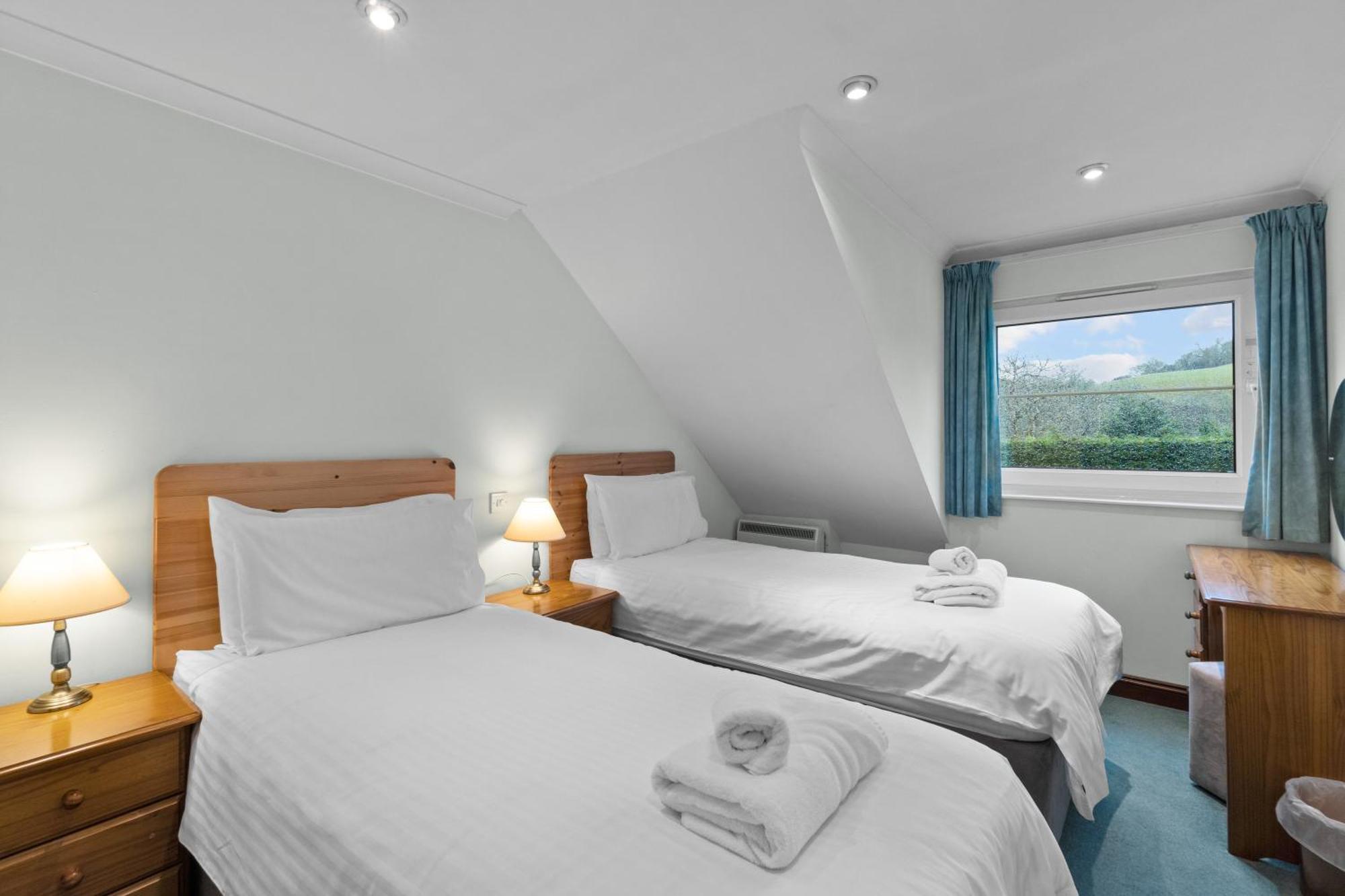 Crylla Valley Cottages - Access To Pool, Gym, Spa And More Saltash Ngoại thất bức ảnh